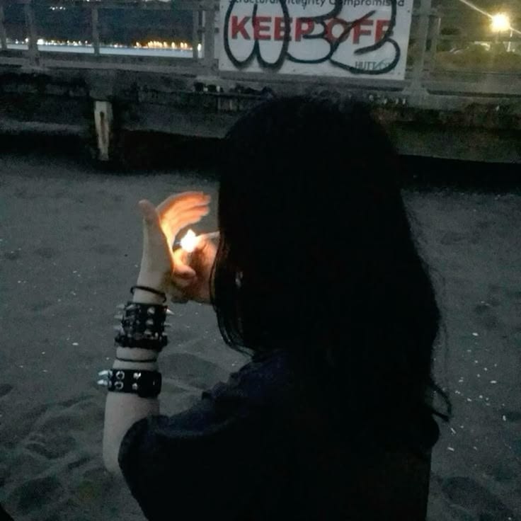 ੮ɪᑯ૯