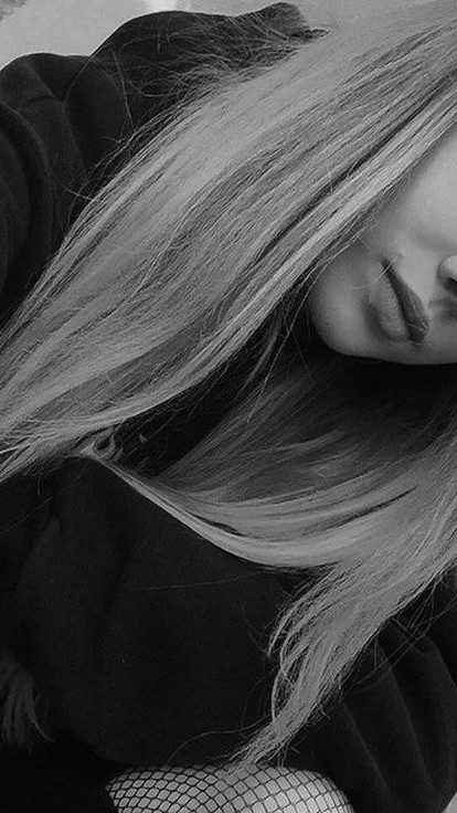 A story by милана, 22 October 2026, 19:20 — Чат chat